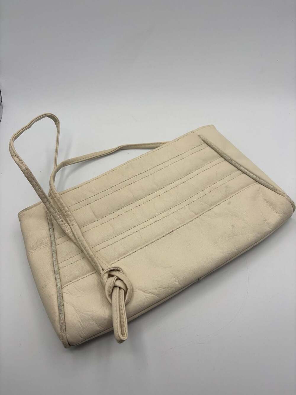 Vintage Toni Genuine Leather Cream Crossbody Bag With Multi Pockets